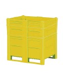 One-piece pallet box on runners 900 L