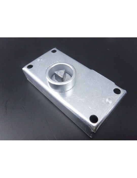 Fermeture triangulaire conteneurs 2 roues 120 - 240 L